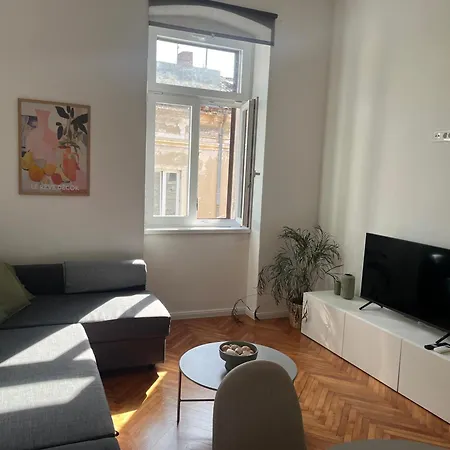 Apartment Nona Marija Centar *