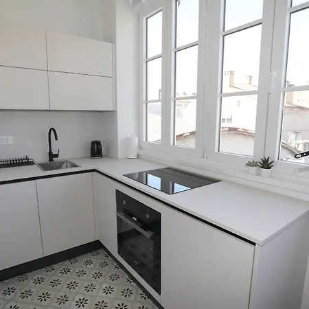 Nona Marija Centar *